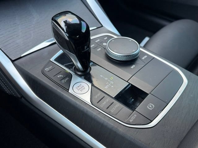 Used 2023 BMW 430i Coupe w/ M Sport Package RWD image 16