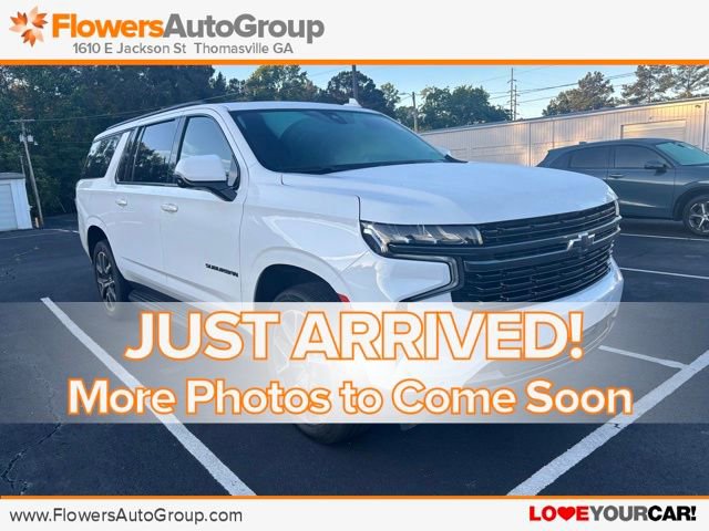 Used 2022 Chevrolet Suburban RST w/ Luxury Package RWD image 1