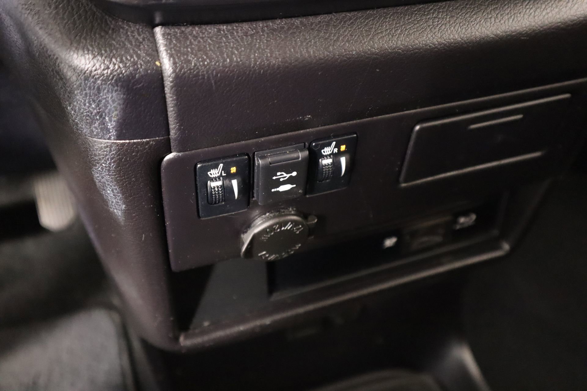 Used 2018 Toyota Sienna Limited Premium image 8