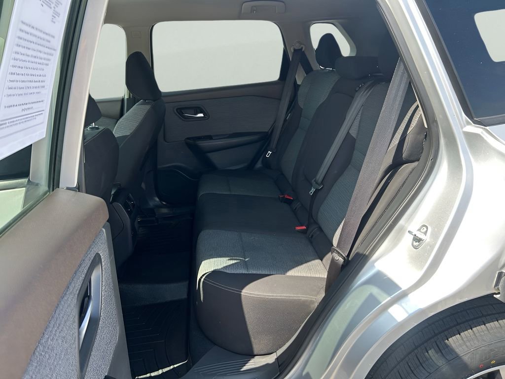 Used 2021 Nissan Rogue SV image 13