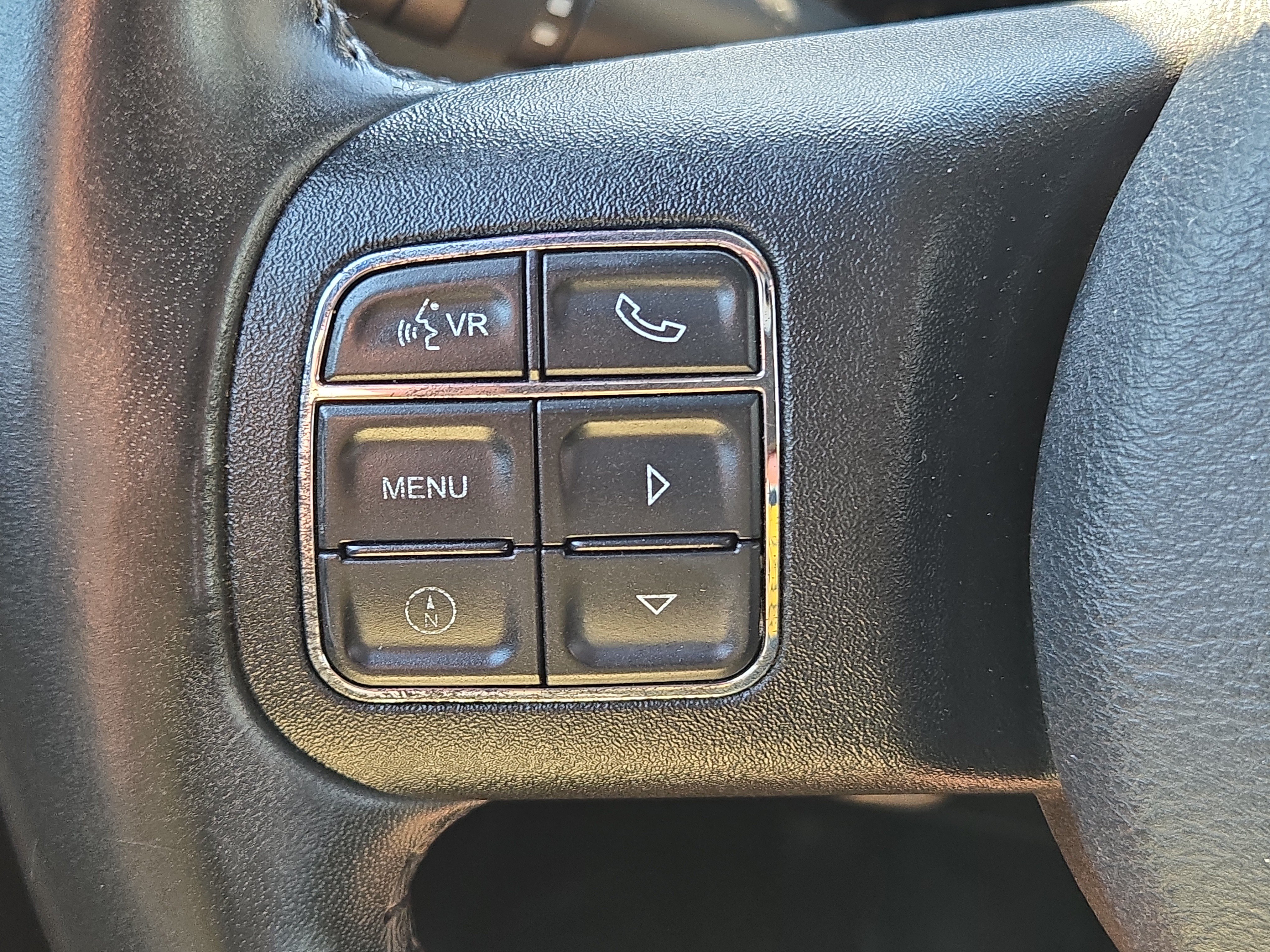 Used 2017 Jeep Wrangler Unlimited Sport w/ Connectivity Group AWD/4WD image 21