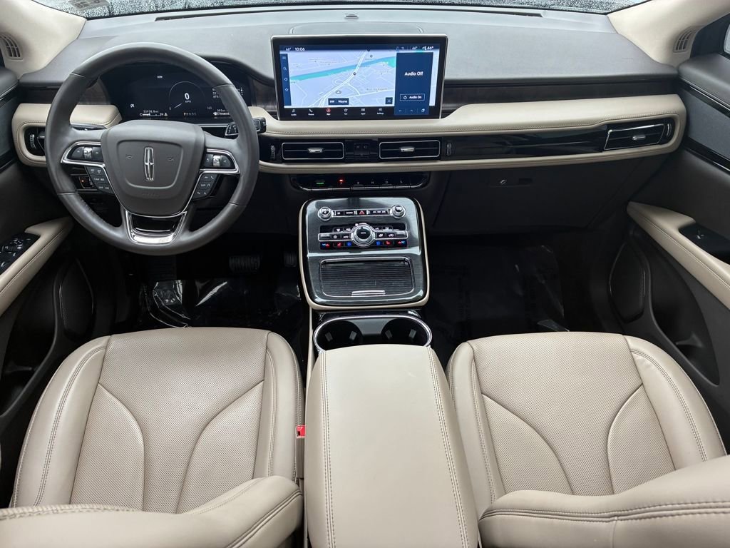 Certified 2023 Lincoln Nautilus Reserve image 22