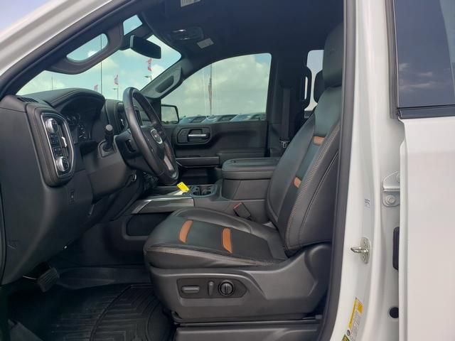 Used 2022 GMC Sierra 1500 AT4 w/ AT4 Preferred Package AWD/4WD image 10