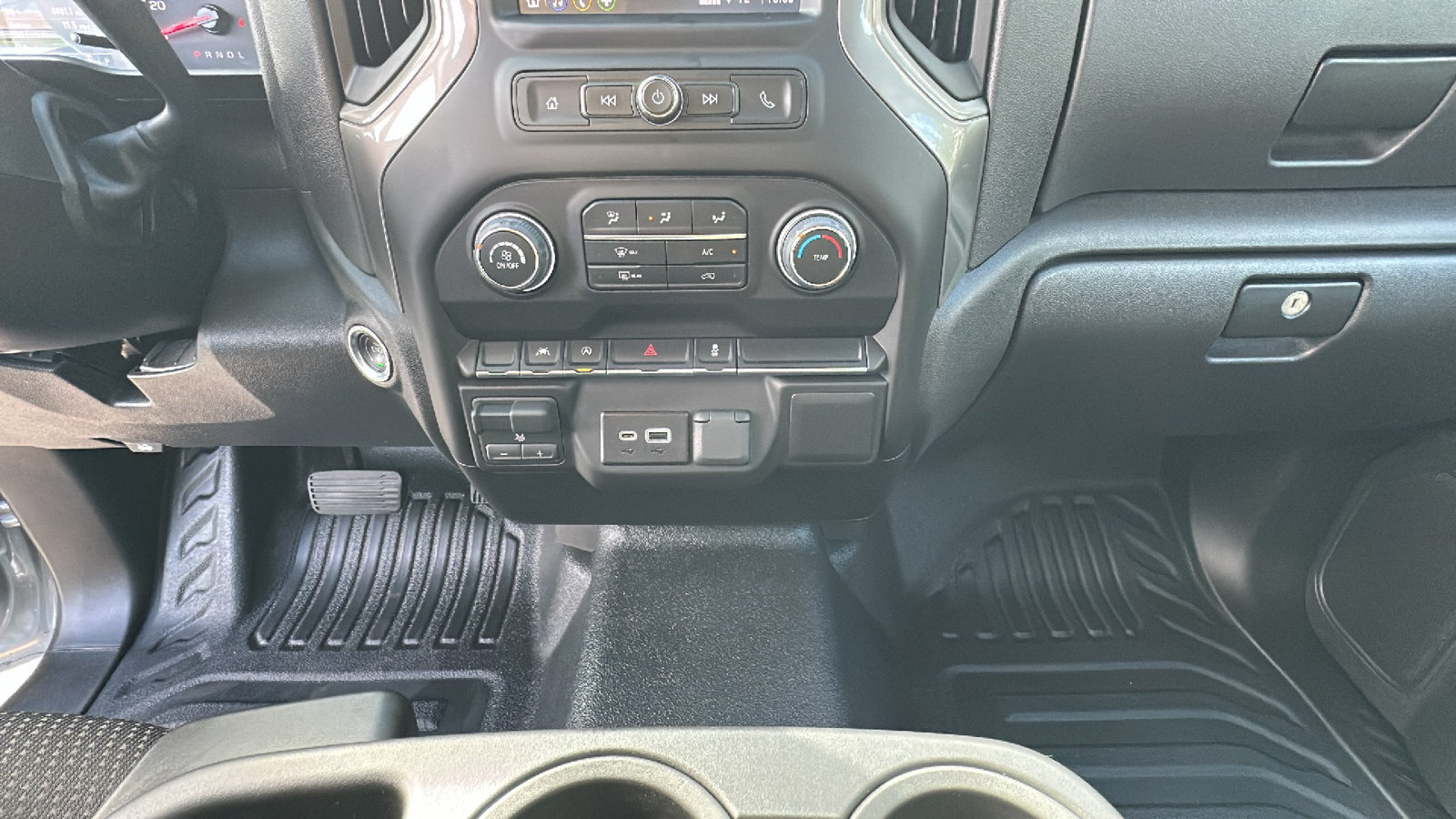 Used 2026 Chevrolet Silverado 1500 W/T w/ Trailering Package AWD/4WD image 20