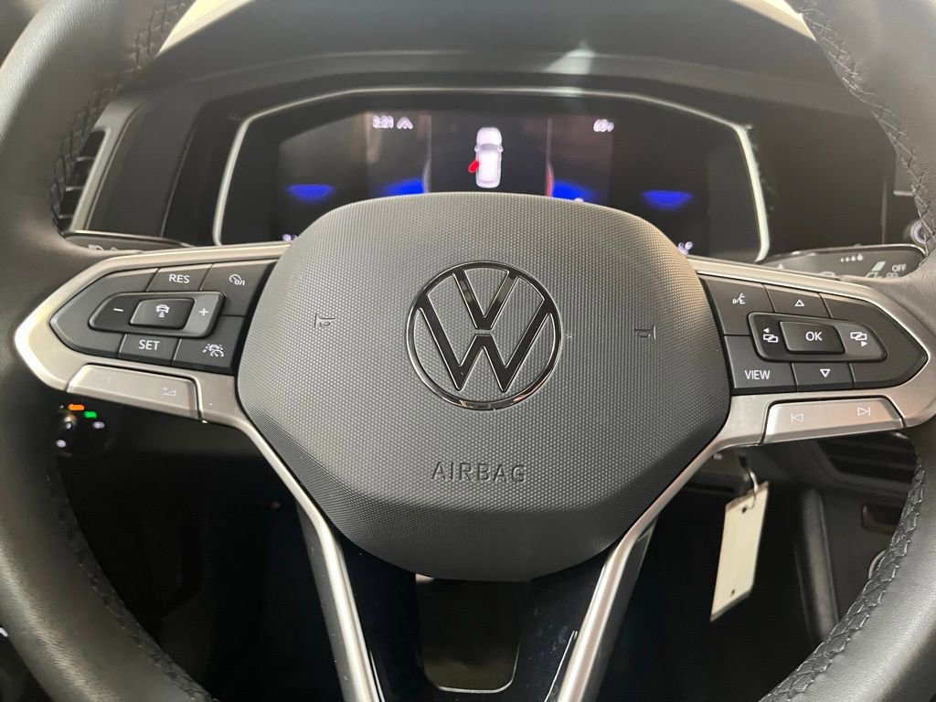 Certified 2024 Volkswagen Jetta Sport image 21