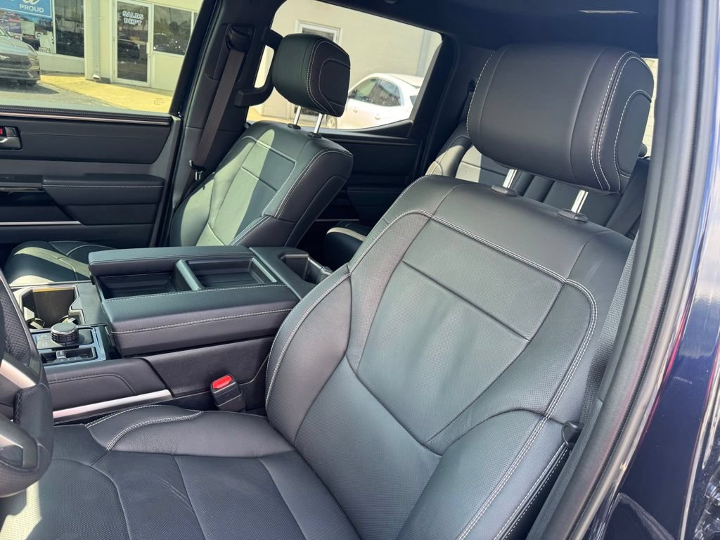 Used 2026 Toyota Tundra Limited AWD/4WD image 16