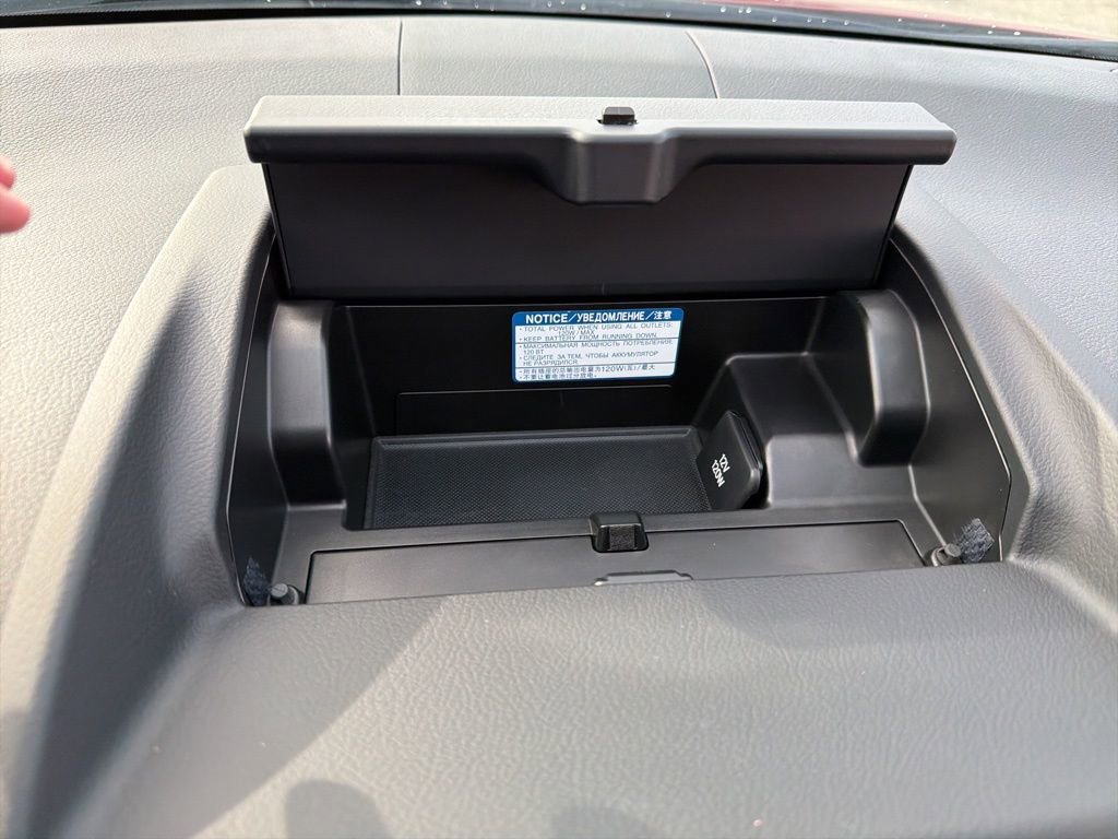 Used 2012 Lexus CT 200h image 21