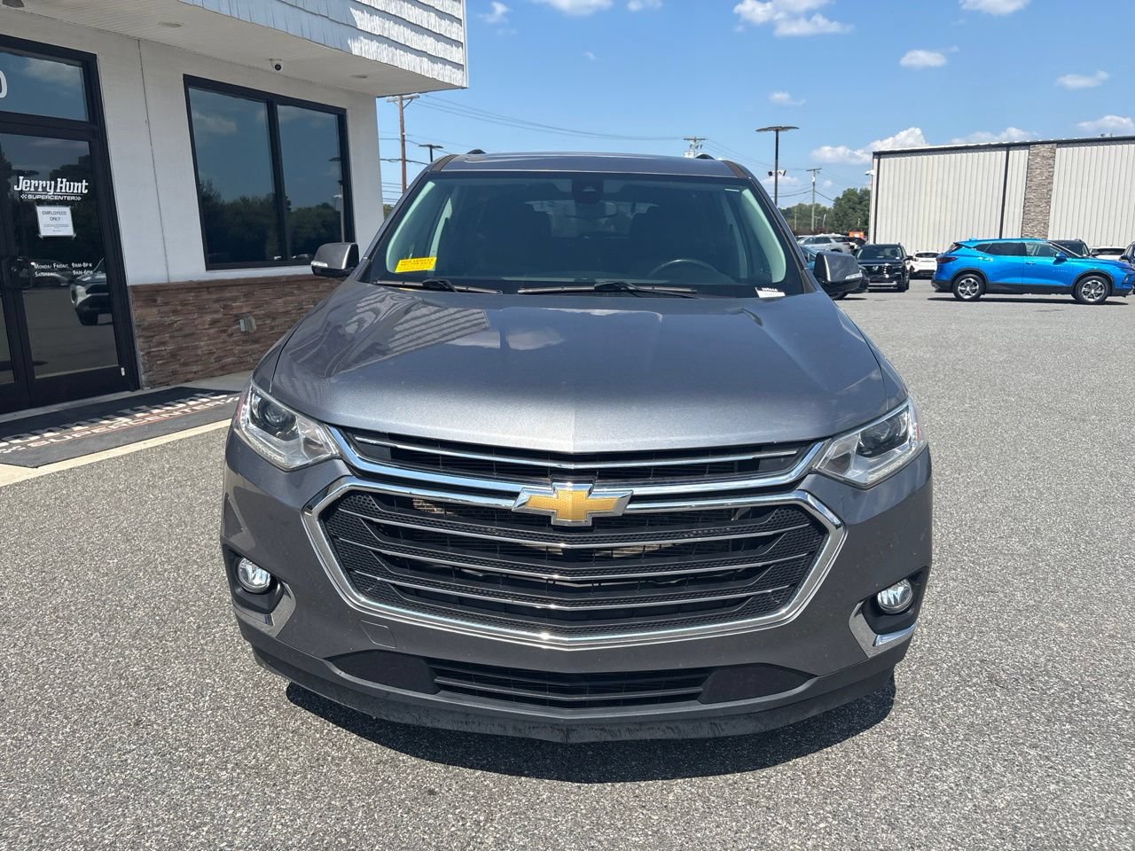 Used 2021 Chevrolet Traverse LT FWD image 10