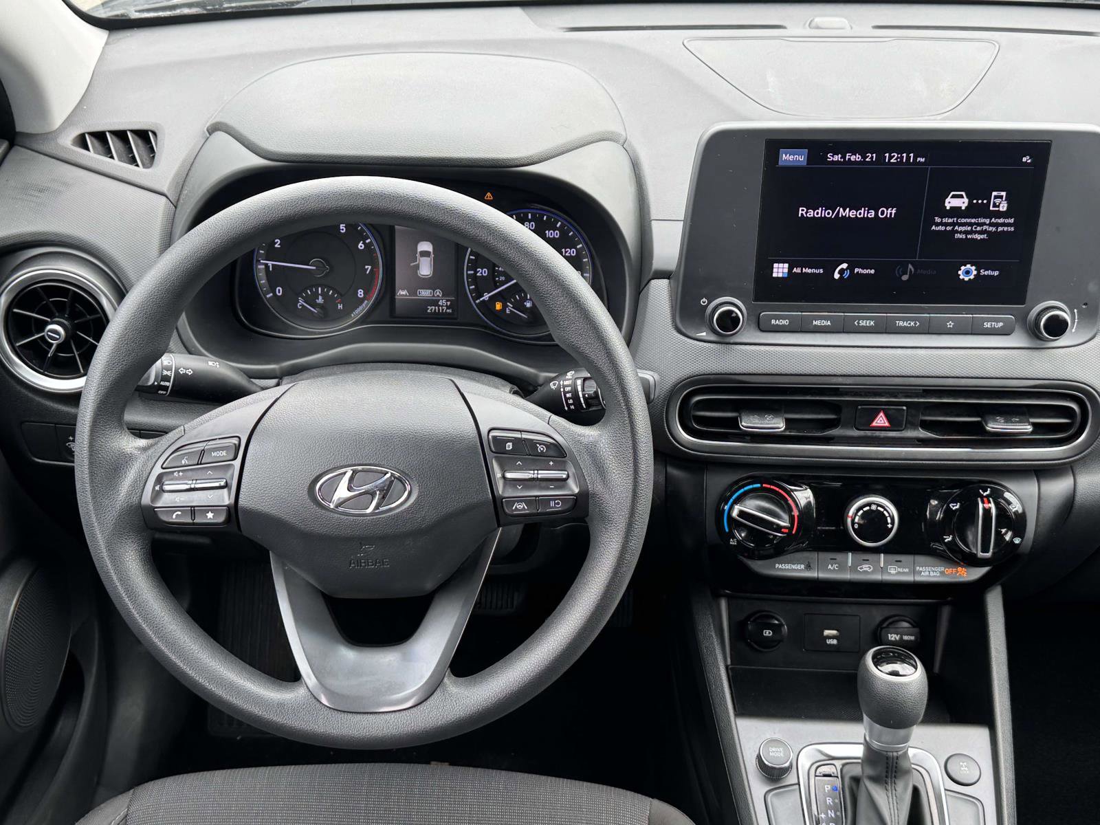 Used 2023 Hyundai Kona SEL image 29