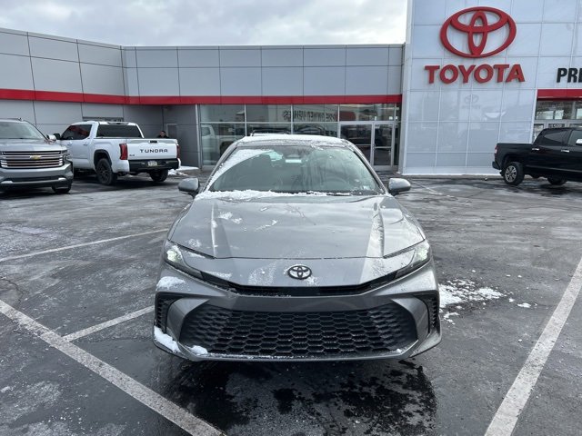 New 2025 Toyota Camry SE w/ Convenience Package image 2