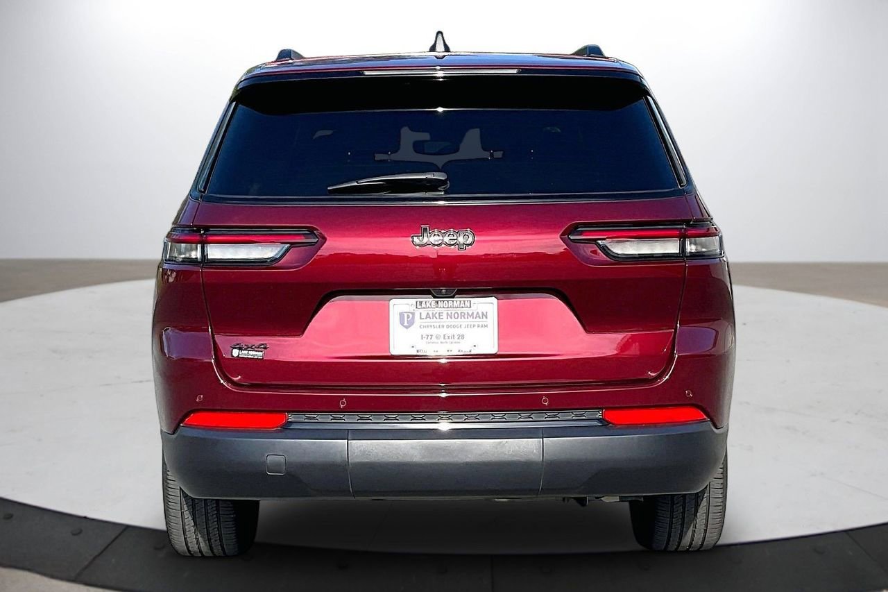 Certified 2025 Jeep Grand Cherokee L Altitude AWD/4WD image 8