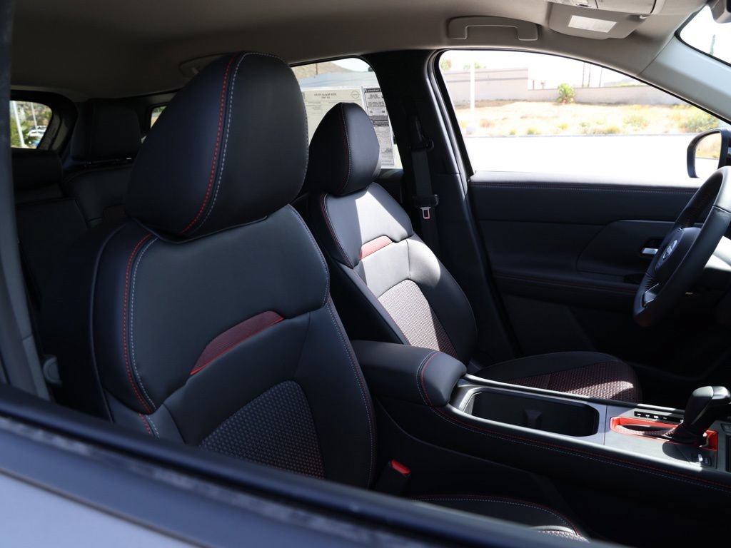 New 2026 Nissan Kicks SR FWD image 21