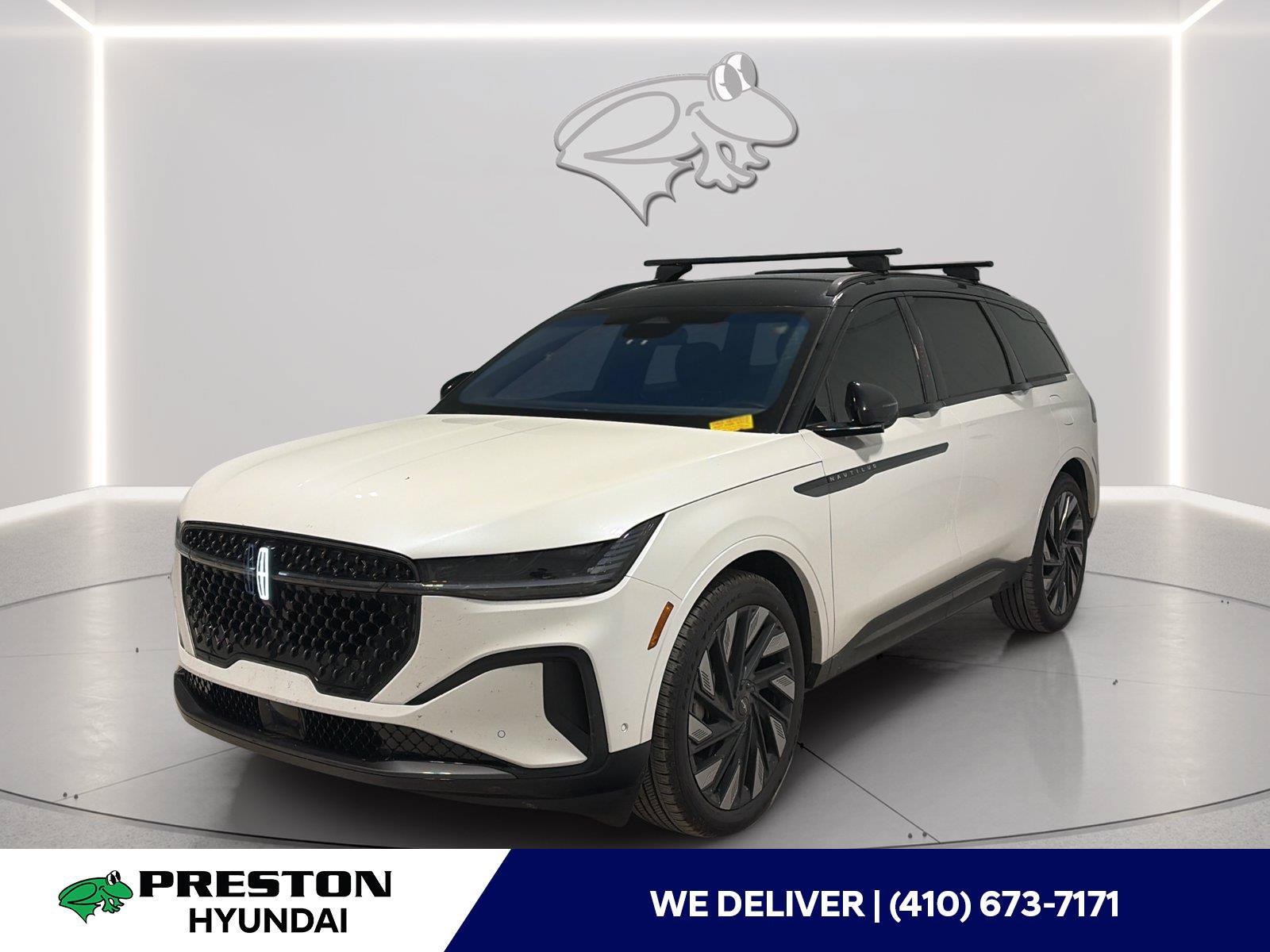 Used 2024 Lincoln Nautilus Reserve w/ Jet Appearance Package (87T) AWD/4WD image 1