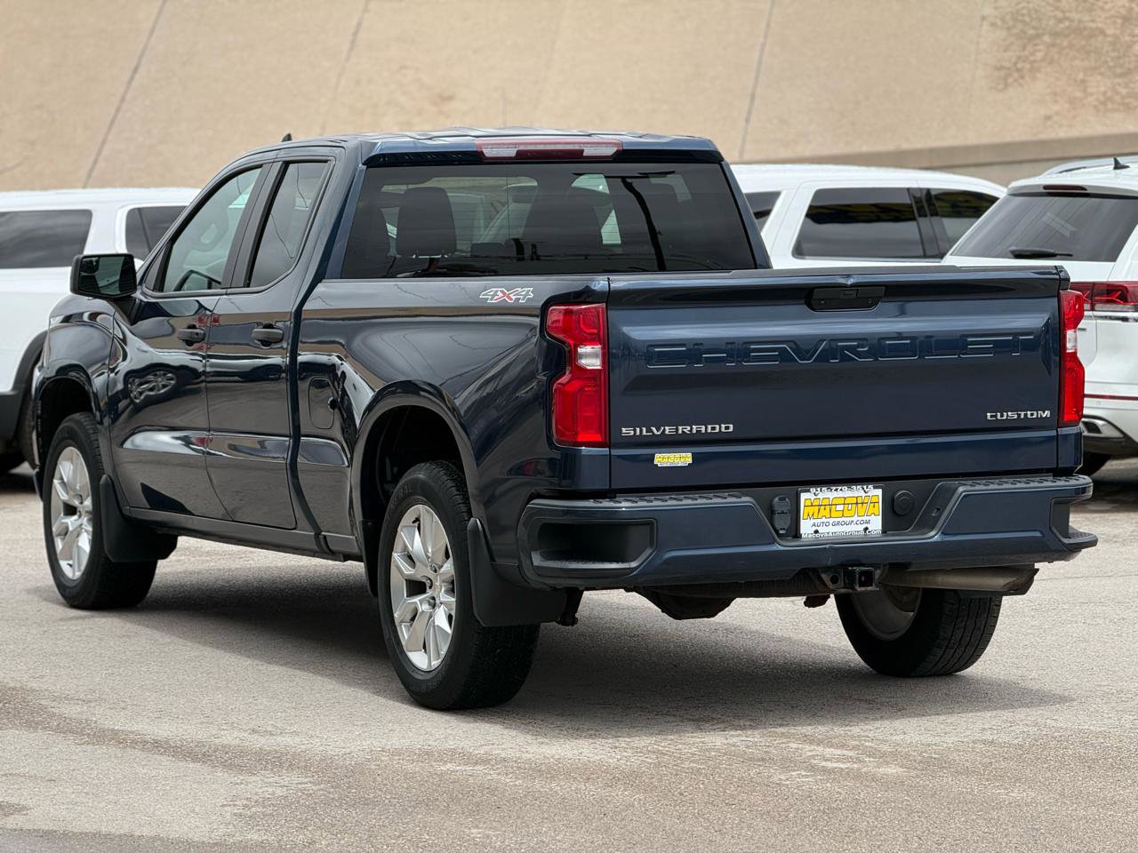 Used 2020 Chevrolet Silverado 1500 Custom w/ Custom Value Package AWD/4WD image 5