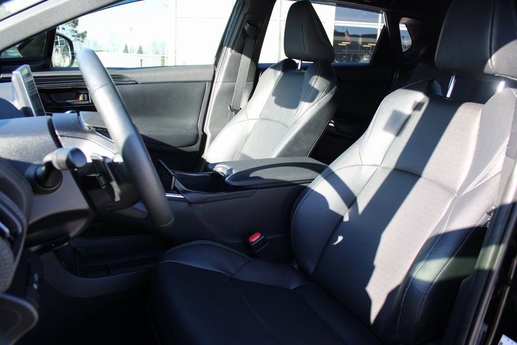 Used 2023 Subaru Solterra AWD image 10