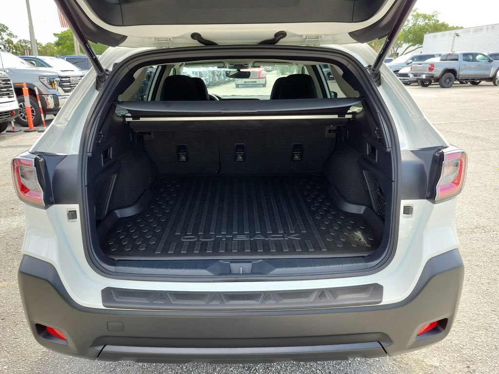 Used 2025 Subaru Outback Premium w/ Popular Package #1A AWD/4WD image 11