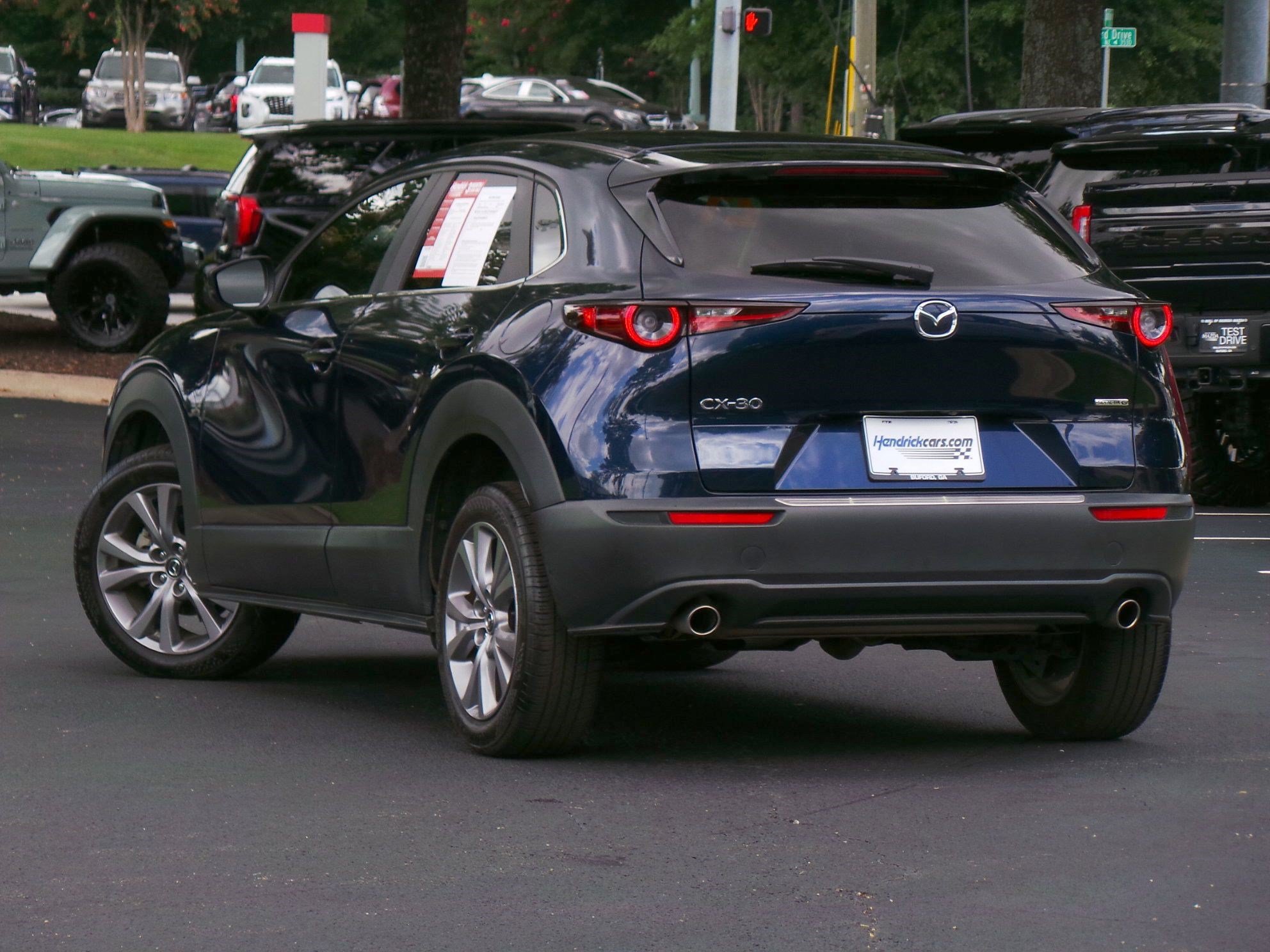 Used 2021 MAZDA CX-30 FWD 2.5 S w/ Preferred Package video 3