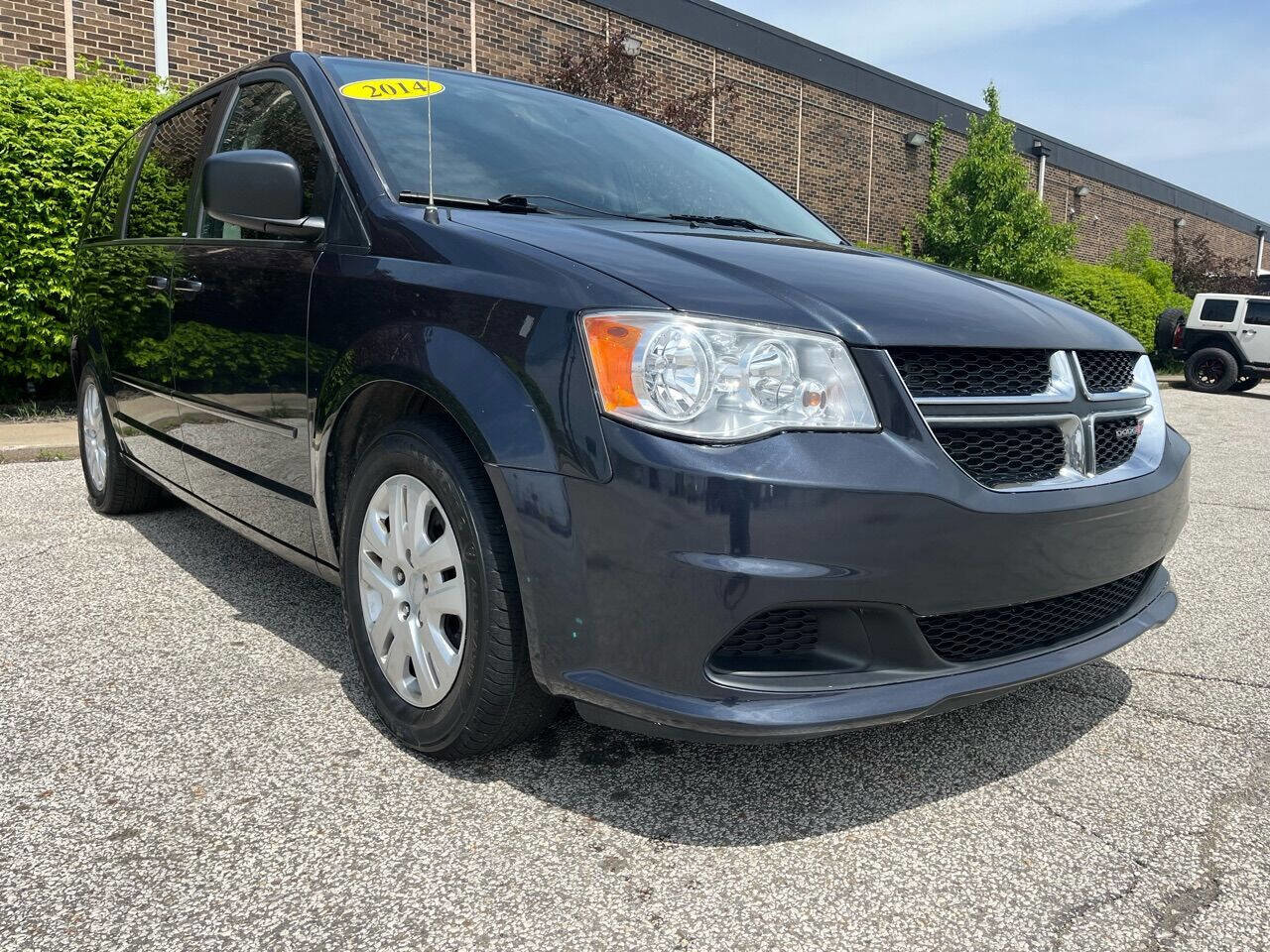 Used 2014 Dodge Grand Caravan SE w/ Quick Order Package 29E SE