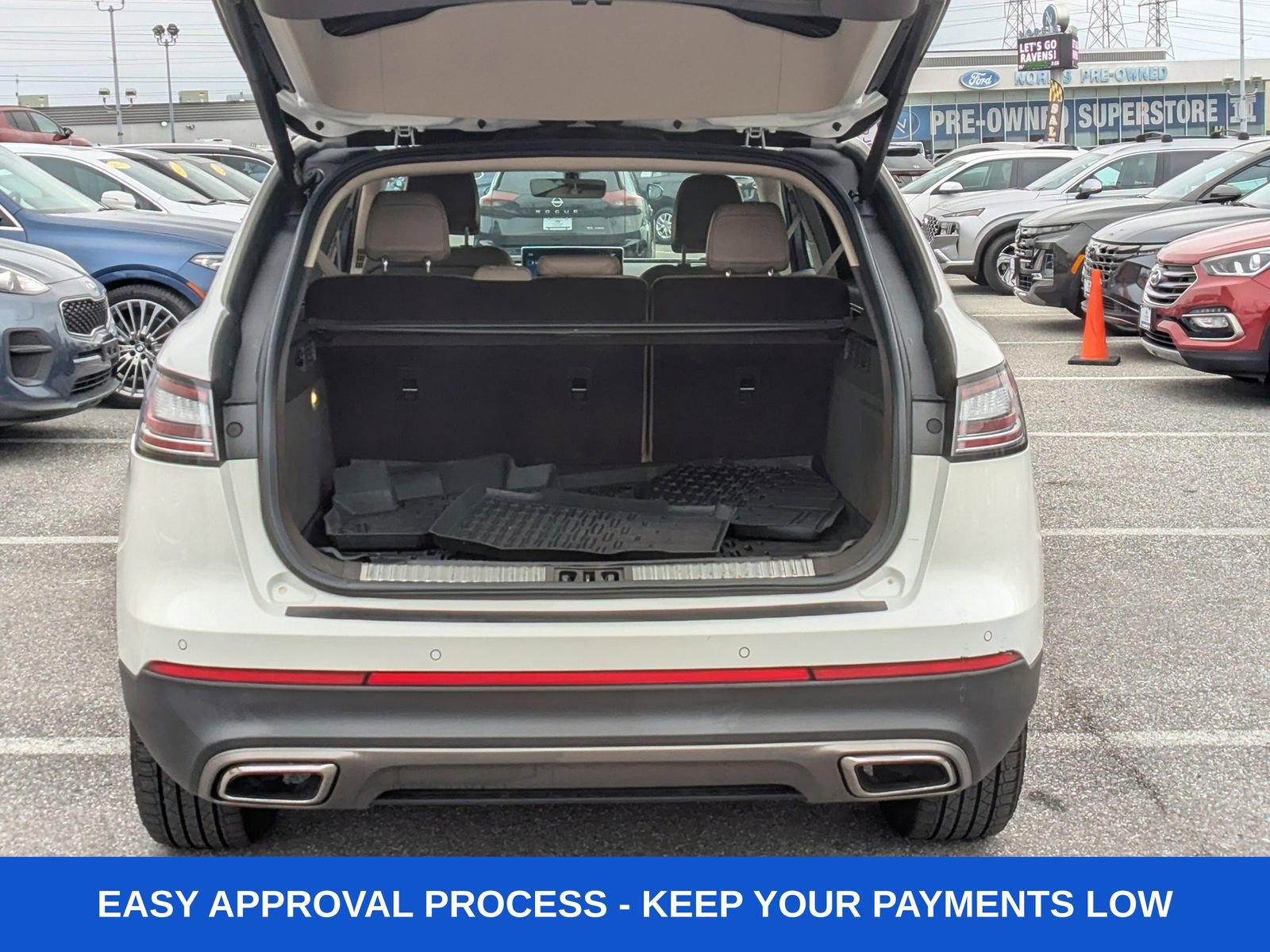 Used 2022 Lincoln Nautilus Reserve image 7