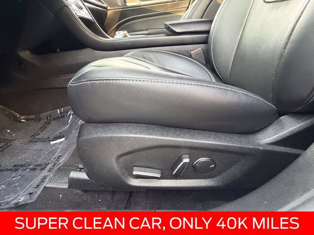 Used 2019 Ford Fusion Energi Titanium FWD image 13