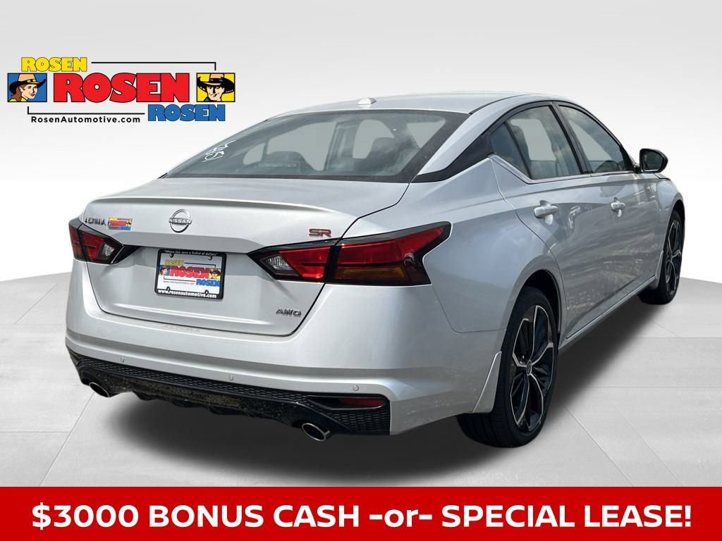 New 2025 Nissan Altima 2.5 SR w/ SR Premium Package image 5