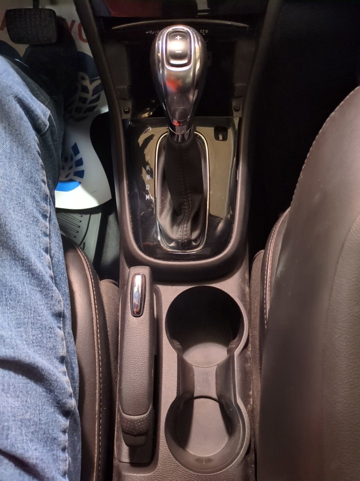 Used 2019 Buick Encore Sport Touring w/ Safety Package image 18