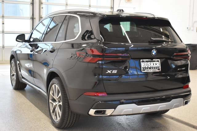 New 2026 BMW X5 xDrive40i w/ Premium Package AWD/4WD image 10