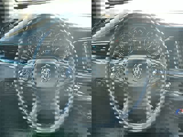 Used 2019 Buick Enclave Essence image 17