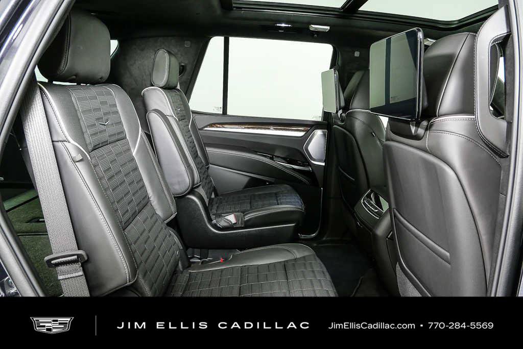 New 2026 Cadillac Escalade Platinum Sport AWD/4WD image 24