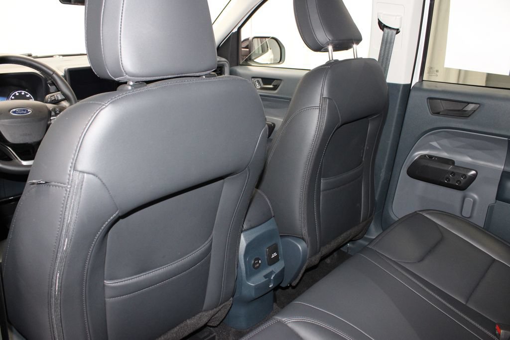 Used 2024 Ford Maverick Lariat w/ Black Appearance Package AWD/4WD image 23
