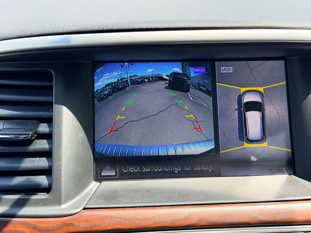 Used 2017 Nissan Pathfinder Platinum FWD image 26