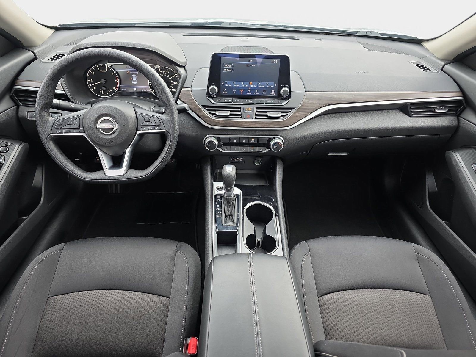 Used 2024 Nissan Altima 2.5 SV image 9