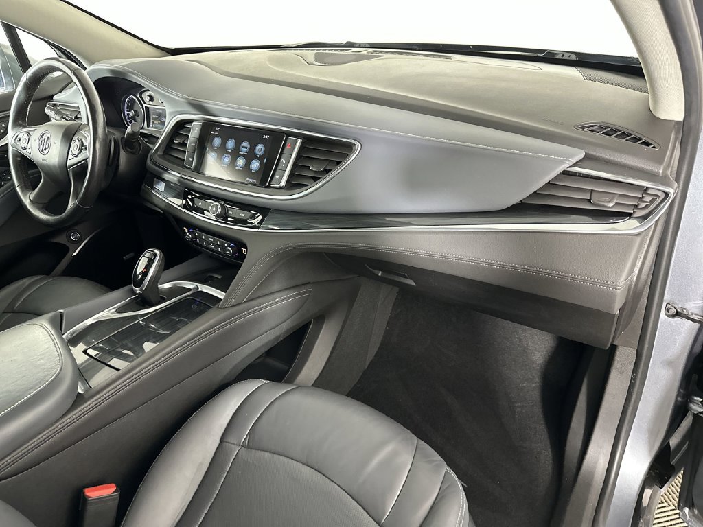 Used 2018 Buick Enclave Premium w/ Experience Buick Package AWD/4WD image 33