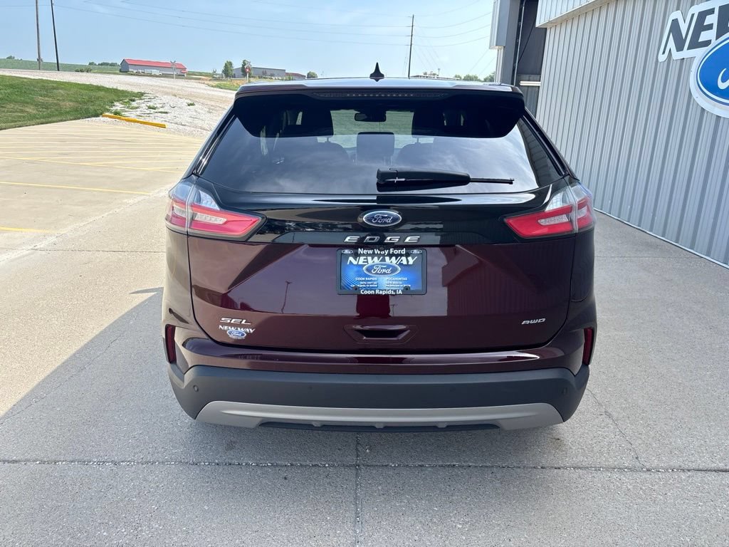 Certified 2023 Ford Edge SEL w/ Convenience Package AWD/4WD image 6