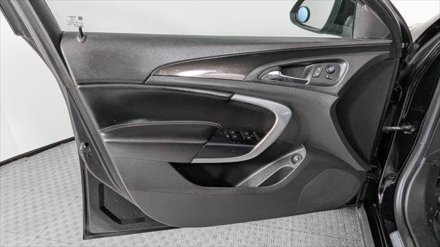 Used 2017 Buick Regal Sport Touring FWD image 10