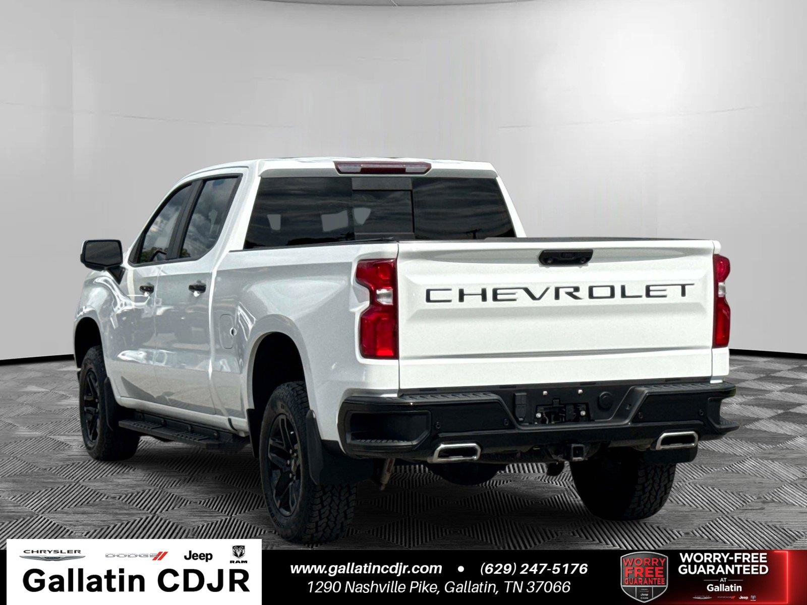 Used 2022 Chevrolet Silverado 1500 LT Trail Boss w/ LT Trail Boss Premium Package AWD/4WD image 7