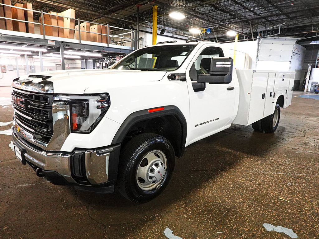 Used 2024 GMC Sierra 3500 Pro image 3