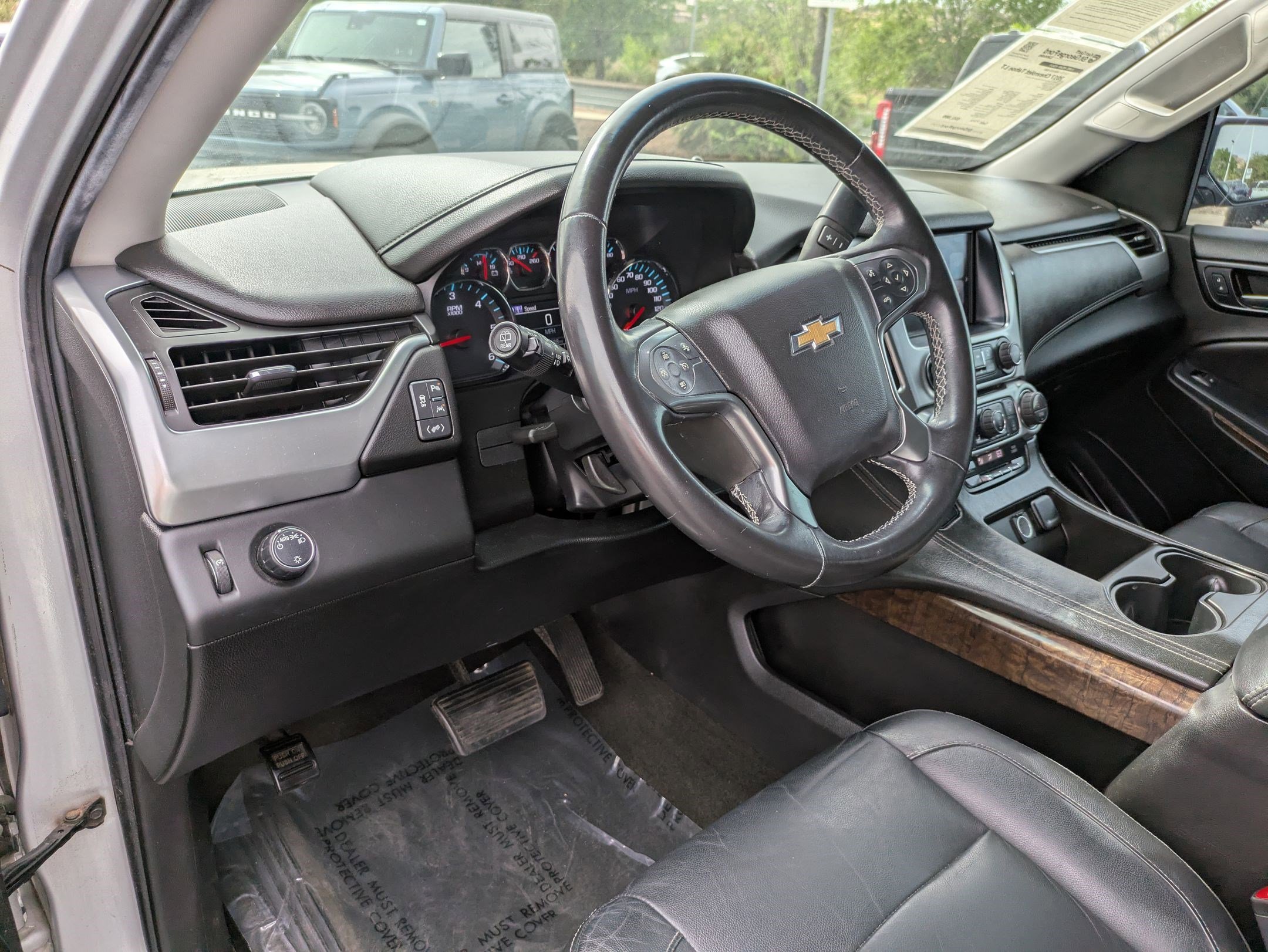 Used 2017 Chevrolet Tahoe LT image 14