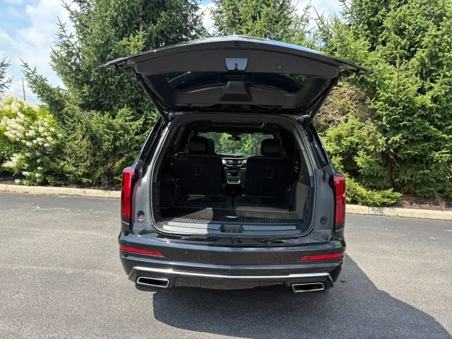 Certified 2024 Cadillac XT6 Premium Luxury w/ LPO, Floor Liner Package AWD/4WD image 5