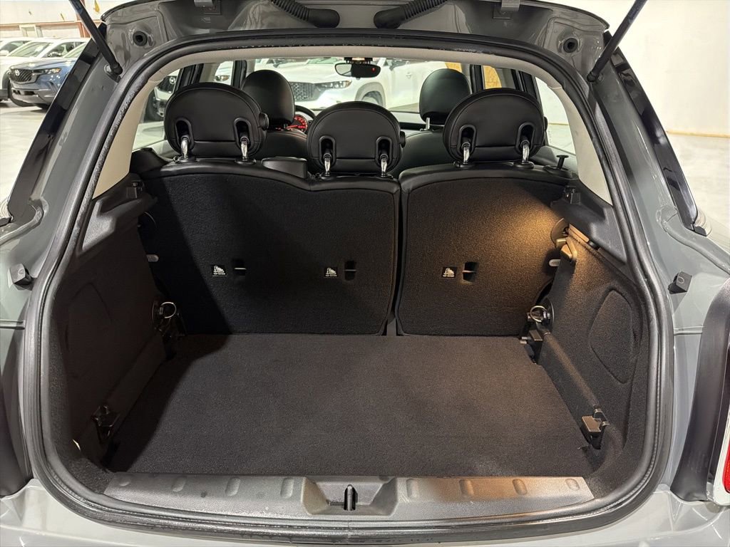 Used 2018 MINI Cooper 4-Door Hardtop image 35