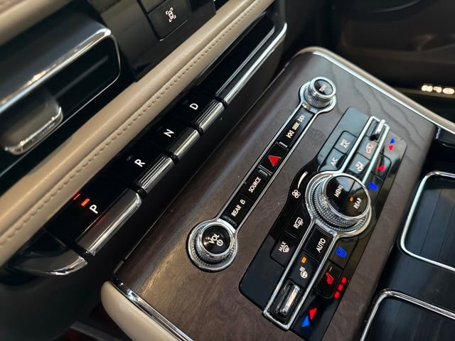 Certified 2023 Lincoln Aviator Reserve w/ Equipment Group 201A image 29