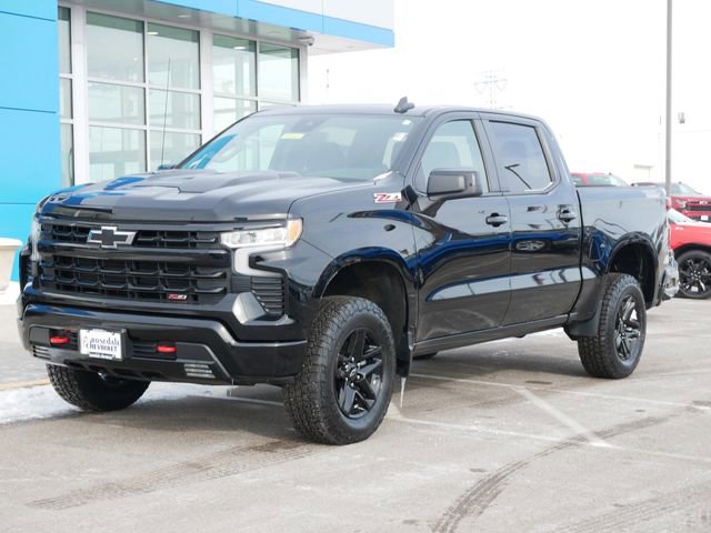 Used 2022 Chevrolet Silverado 1500 LT Trail Boss image 2