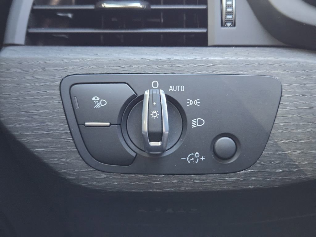 Certified 2023 Audi A4 2.0T Premium Plus w/ Premium Plus Package image 27