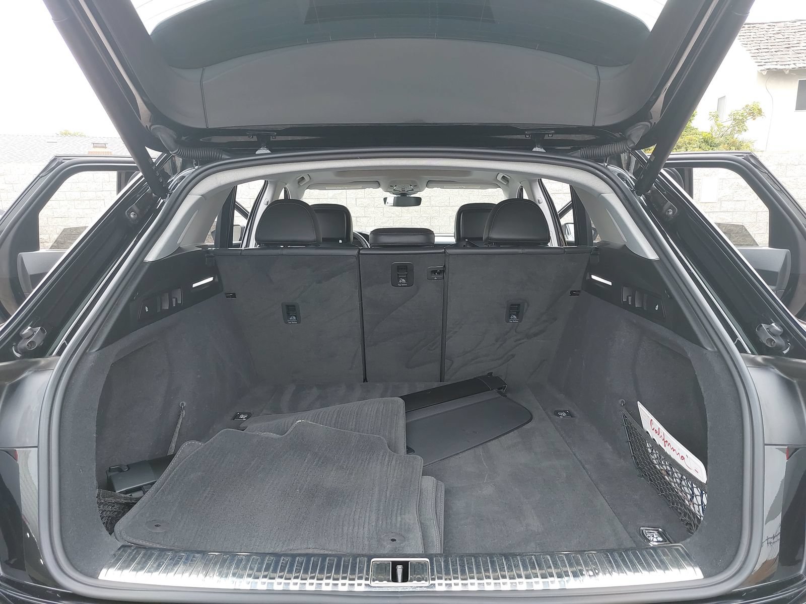 Used 2024 Audi Q8 e-tron Prestige w/ Prestige Package AWD/4WD image 12