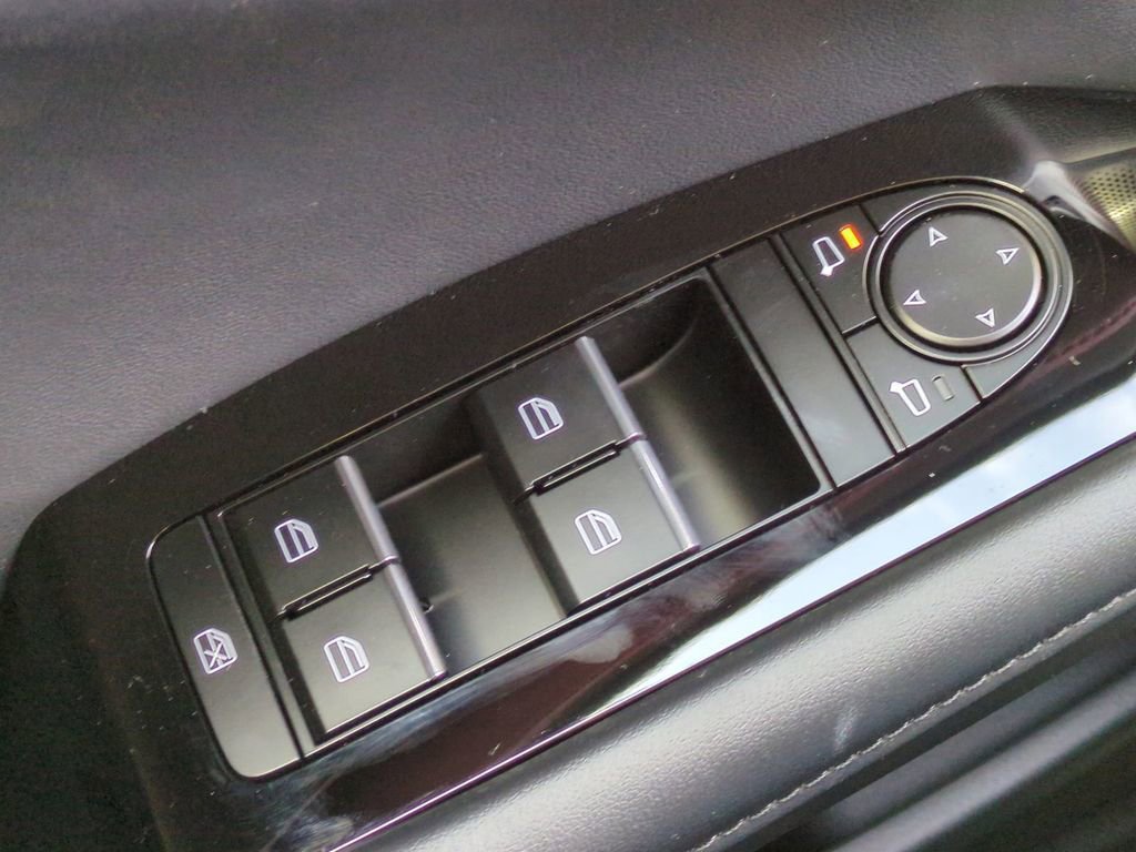 New 2026 MAZDA MAZDA3 2.5 S Hatchback w/ Premium Pkg image 24