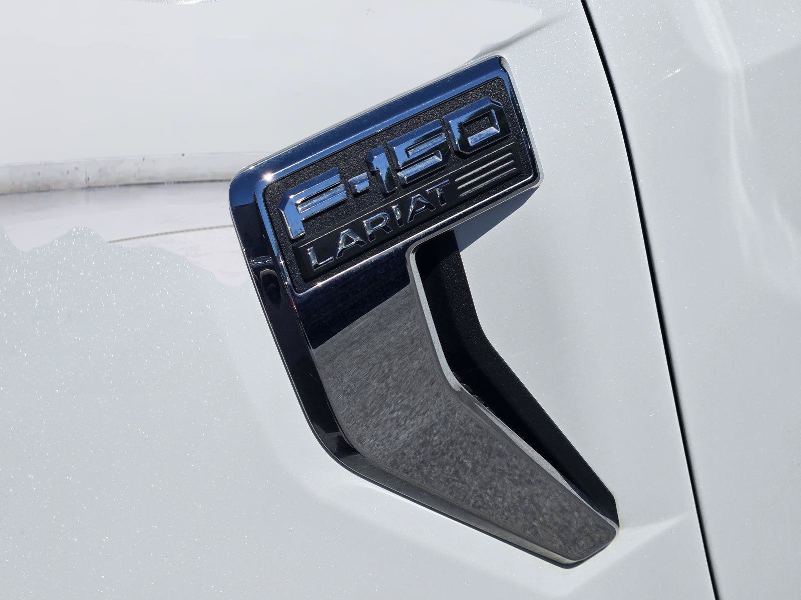 Used 2023 Ford F150 Lariat w/ Equipment Group 502A High AWD/4WD image 12