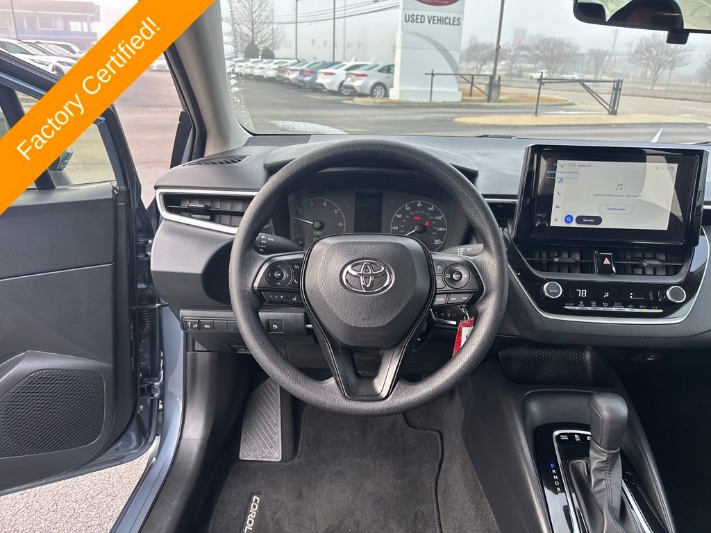 Used 2025 Toyota Corolla LE image 14