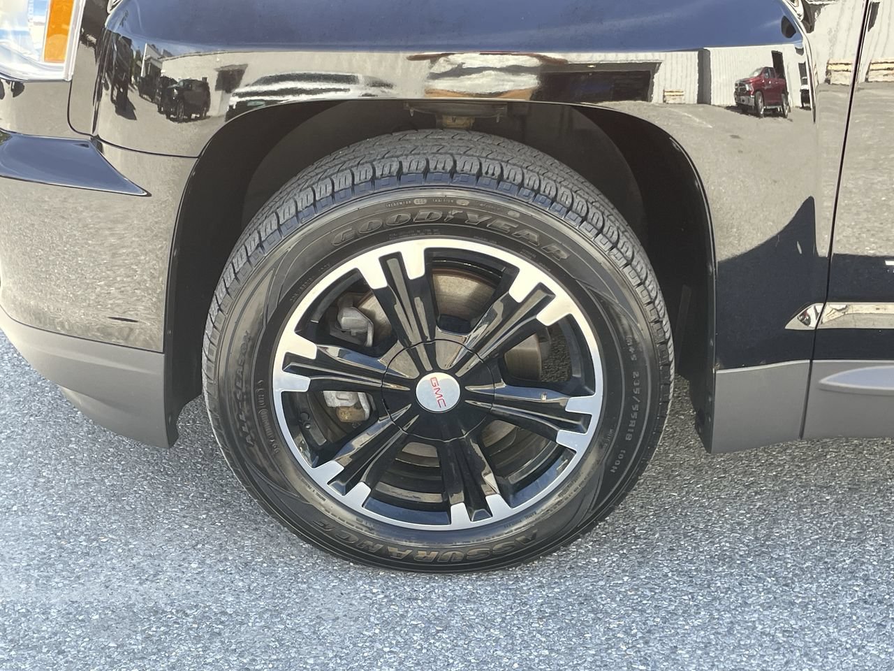Used 2017 GMC Terrain SLT w/ Nightfall Package AWD/4WD image 26