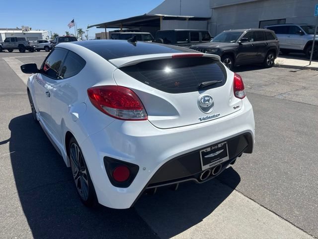 Used 2016 Hyundai Veloster Turbo w/ Option Group 04 FWD image 3