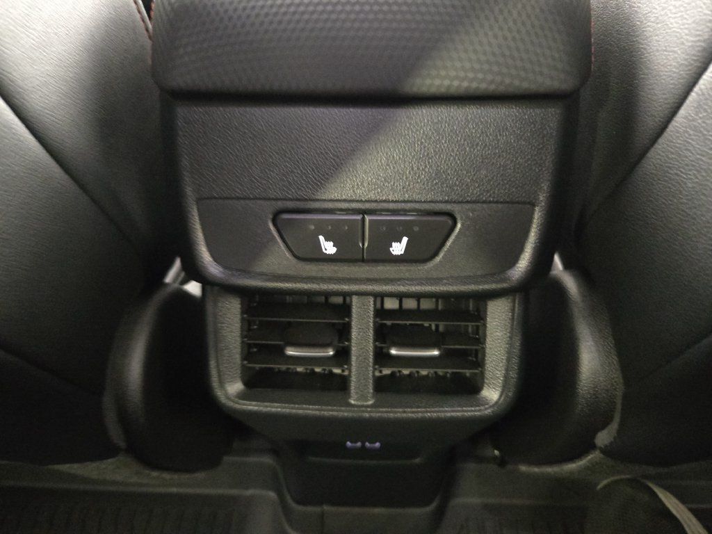 New 2026 Chevrolet Equinox RS w/ Convenience Package III FWD image 33
